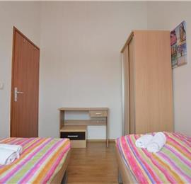 3 bedroom villa with pool near Poreč, sleeps 6